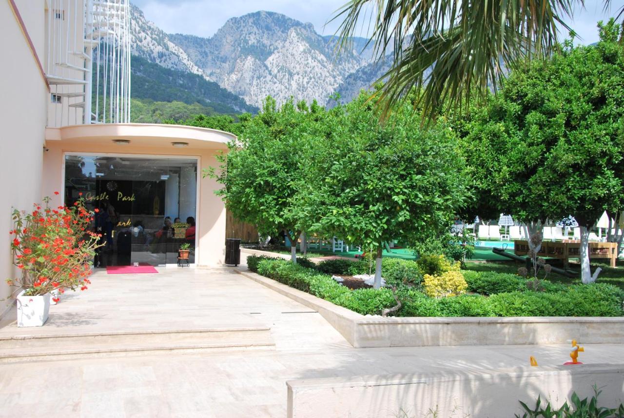 Castle Park Hotel 贝尔迪比 外观 照片