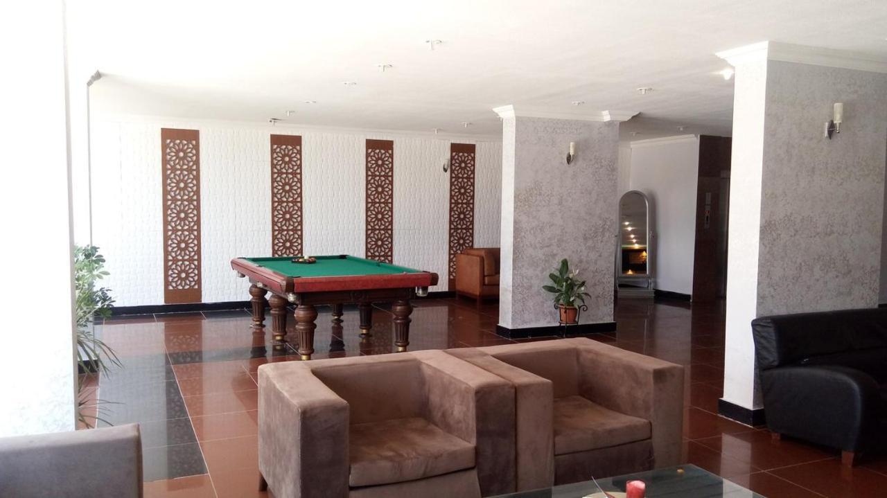 Castle Park Hotel 贝尔迪比 外观 照片